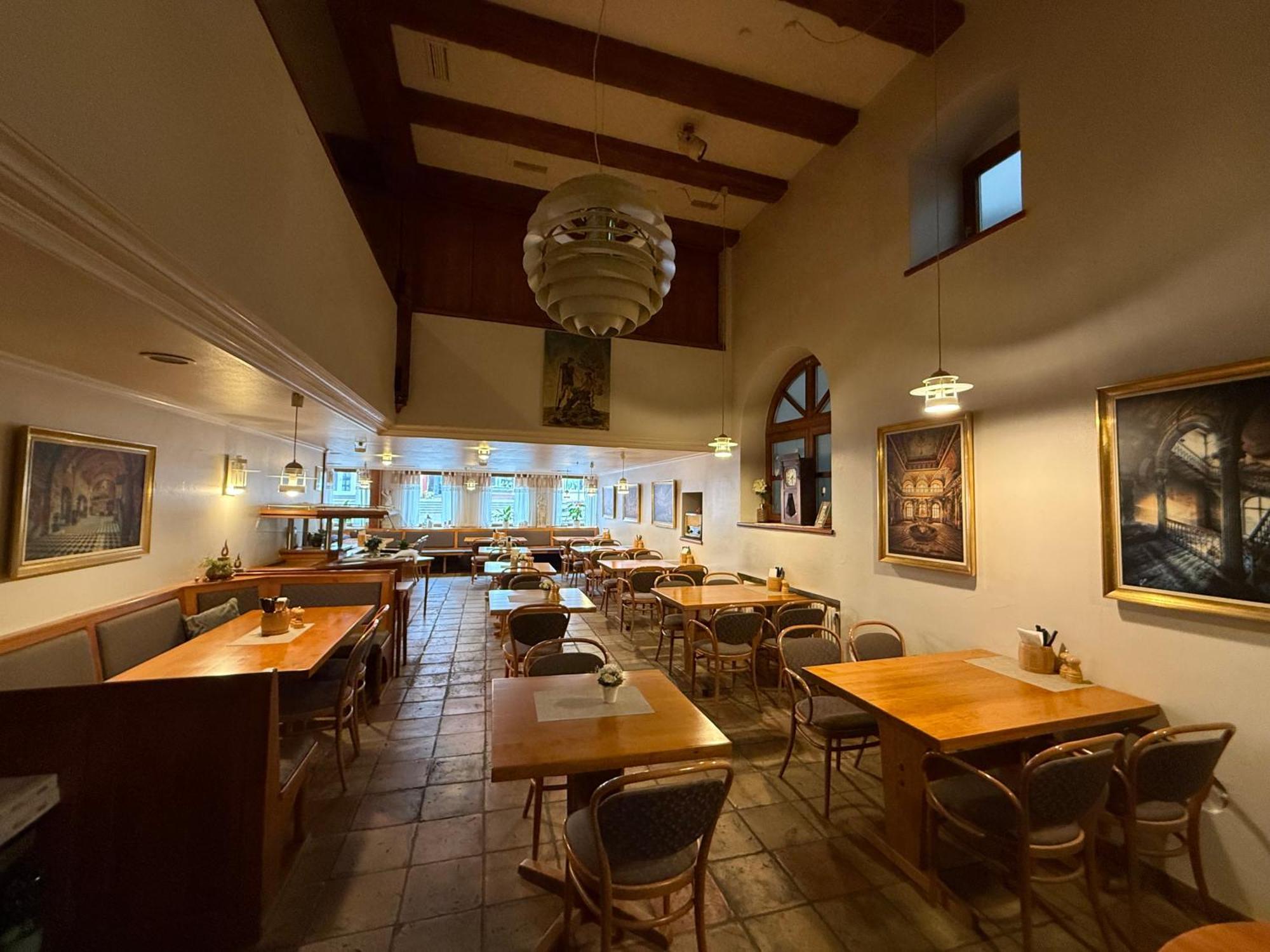 Hotel-Restaurant Ratsstube Кальв Экстерьер фото